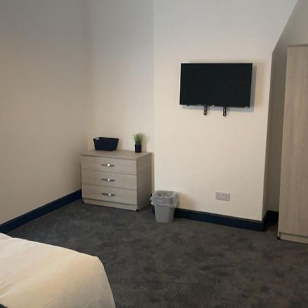 Houghton Guest House 1 Stoke-on-Trent Dış mekan fotoğraf
